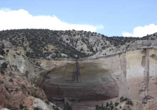 Name:  clouds and ampitheater 010.jpg
Views: 185
Size:  41.3 KB