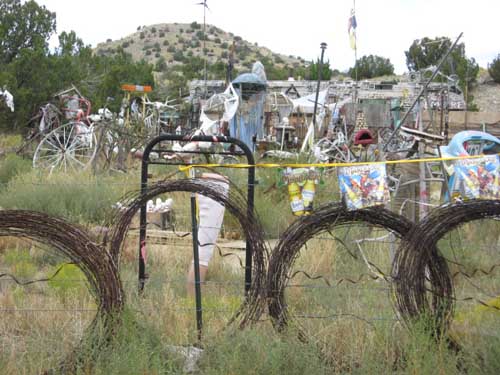 Name:  Tiny town creep out 012.jpg
Views: 814
Size:  64.5 KB
