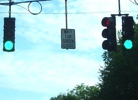 Name:  Wait Green Light.jpg
Views: 821
Size:  22.7 KB