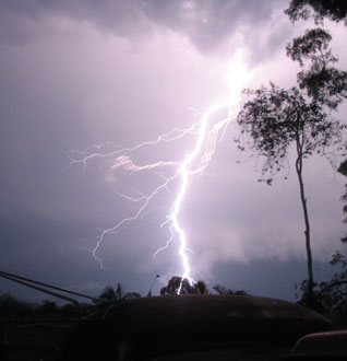 Name:  jagged lightening.jpg
Views: 271
Size:  15.6 KB