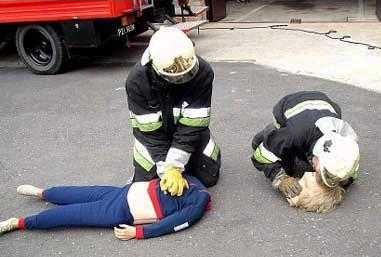 Name:  paramedics-in-training-some-just-dont-have-a-clue.jpg
Views: 951
Size:  23.3 KB