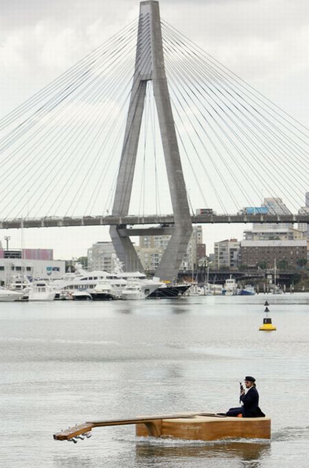 Name:  guitar-boat-3_52.jpg
Views: 811
Size:  53.0 KB