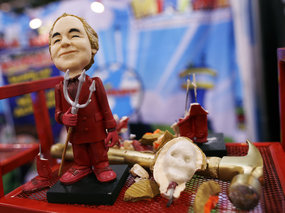 Name:  madoff.jpg
Views: 289
Size:  22.1 KB
