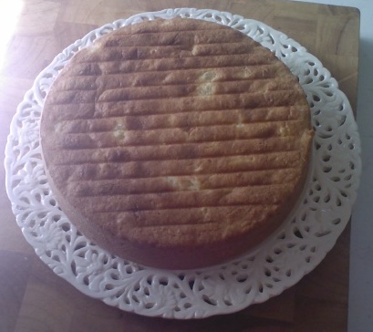 Name:  pineapple coconut cake.jpg
Views: 471
Size:  59.6 KB