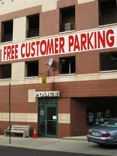 Name:  free-customer-parking.jpg
Views: 1152
Size:  82.2 KB