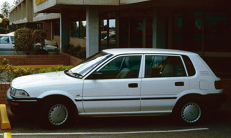 Name:  800px-Toyota_Corolla_E90_5_door_hatchback.jpg
Views: 318
Size:  80.5 KB