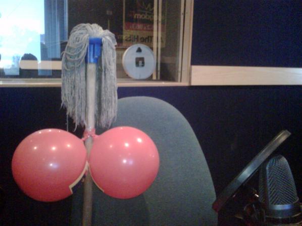 Name:  mopballoons.jpg
Views: 169
Size:  30.3 KB
