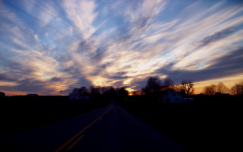 Name:  sunset.jpg
Views: 349
Size:  79.3 KB