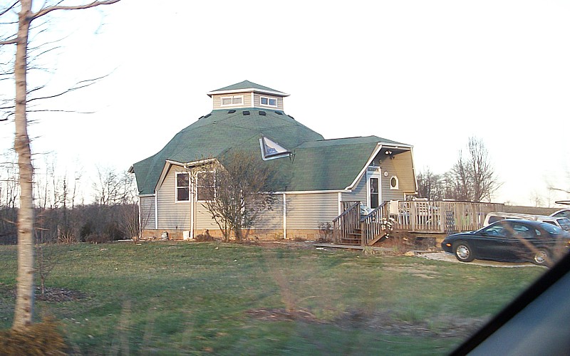Name:  oddhouse.jpg
Views: 683
Size:  124.9 KB