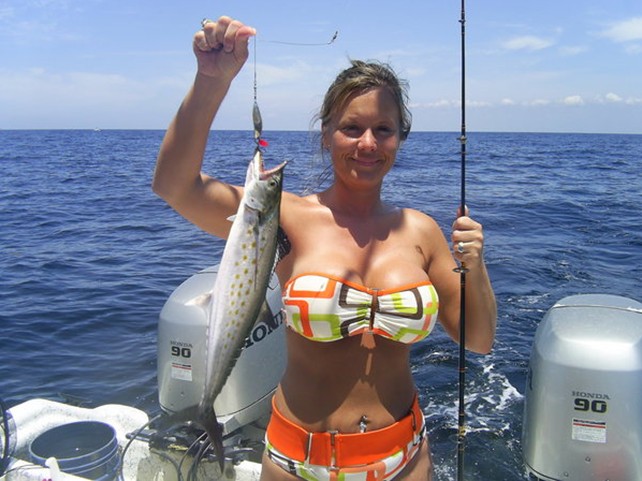 Name:  igotyouafish.jpg
Views: 1745
Size:  82.3 KB