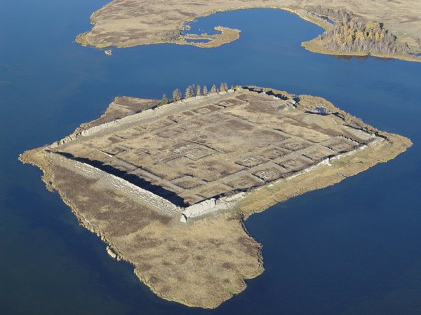 Name:  old fort summer.jpg
Views: 233
Size:  51.7 KB