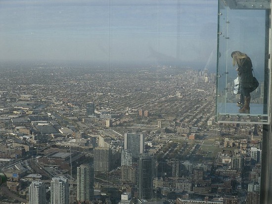 Name:  Chicago's Willis (Sears) Tower sky deck glass box.jpg
Views: 179
Size:  86.3 KB