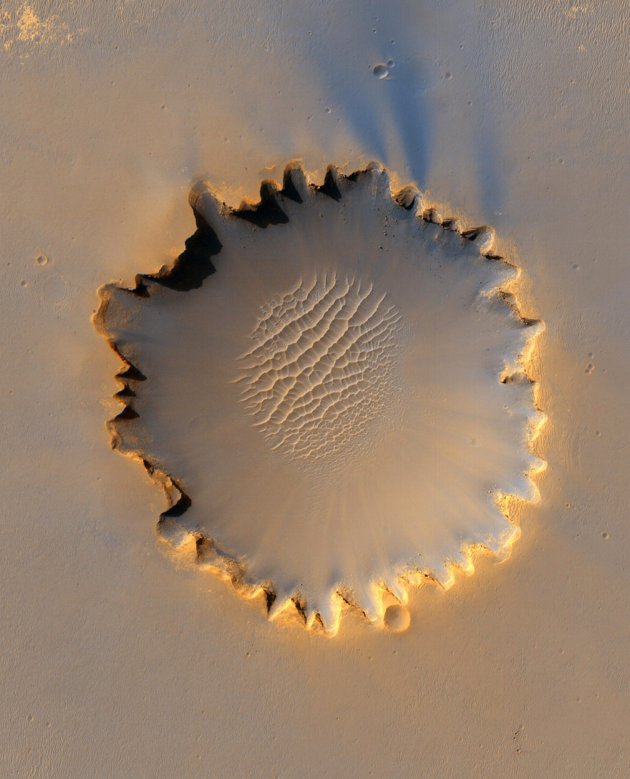 Name:  Victoria Crater Mars.jpg
Views: 1095
Size:  63.4 KB