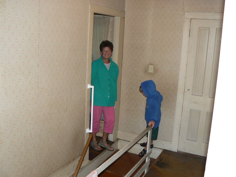 Name:  ghost upstairs.jpg
Views: 527
Size:  118.9 KB