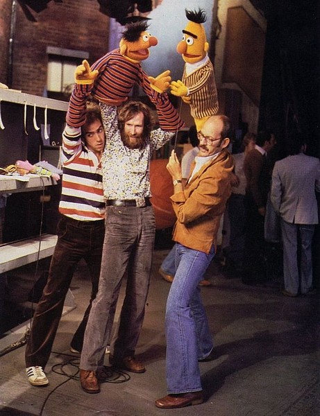 Name:  behindthescenesonsesamestreet.jpg
Views: 6361
Size:  91.8 KB