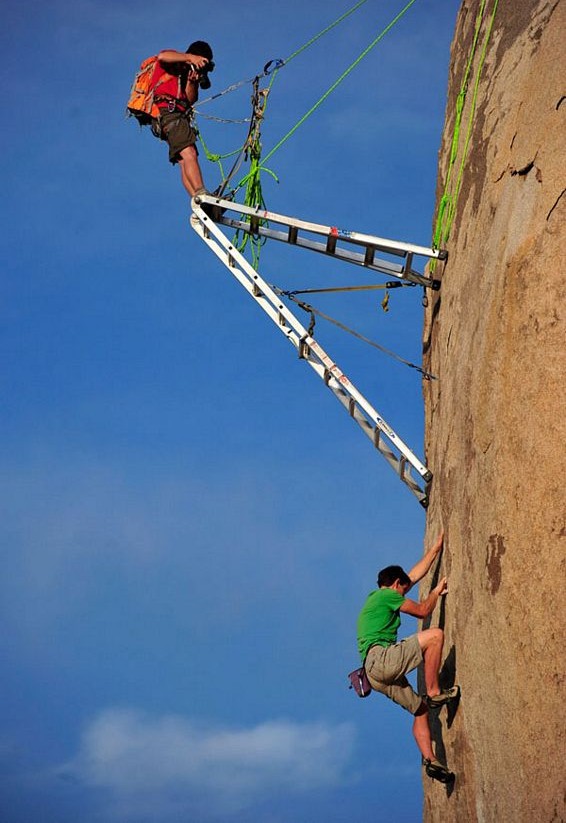 Name:  photographingrockclimber.jpg
Views: 1043
Size:  92.5 KB