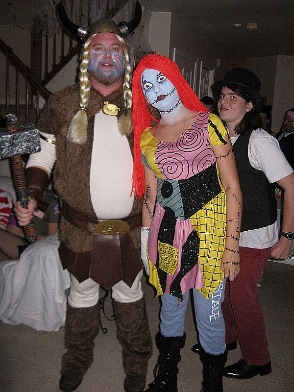 Name:  jim ippy spencer photobomb sm.jpg
Views: 289
Size:  119.8 KB