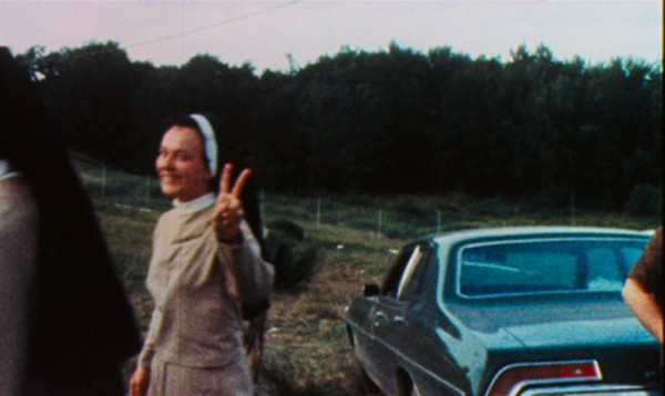 Name:  woodstock_nun_gives_peace_sign.jpg
Views: 2334
Size:  41.4 KB