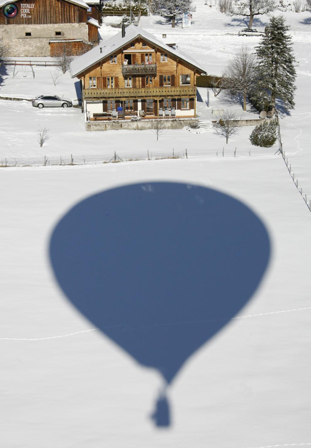 Name:  balloon.jpg
Views: 3719
Size:  131.4 KB