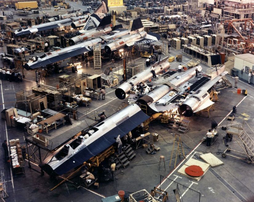 Name:  sr71line.jpg
Views: 306
Size:  139.4 KB