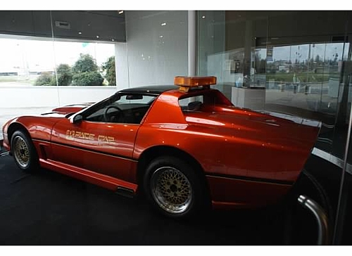 Name:  21984-PPG-Pace-Car-Corvette b4.jpg
Views: 4859
Size:  108.3 KB