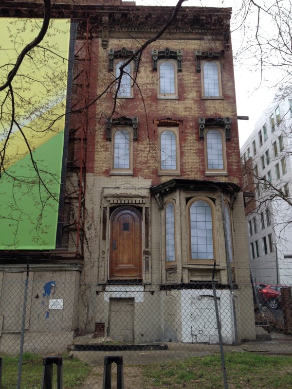 Name:  facade.jpg
Views: 1052
Size:  136.4 KB