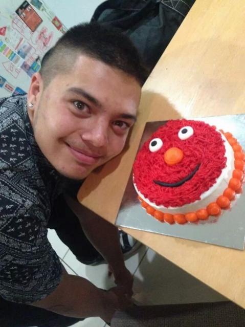 Name:  elmo cake (480x640).jpg
Views: 332
Size:  40.8 KB