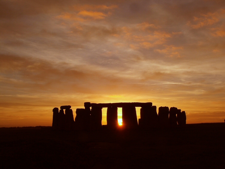 Name:  Stonehenge Solstice.jpg
Views: 213
Size:  144.8 KB