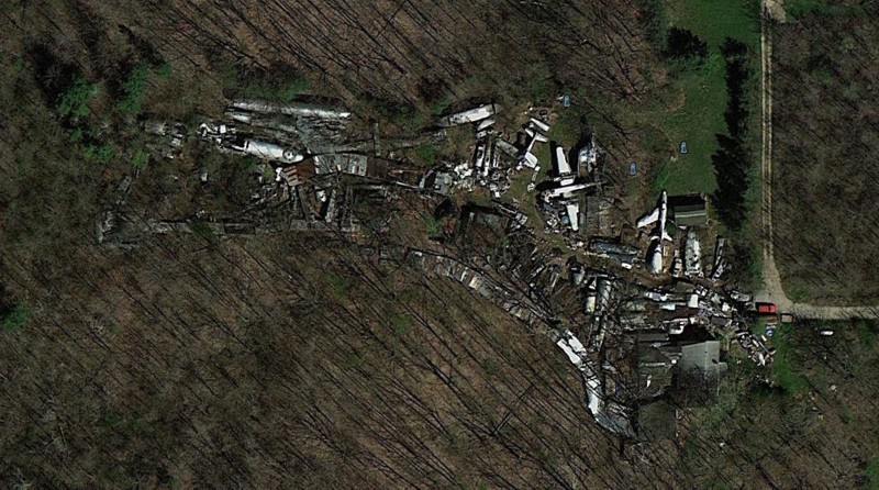 Name:  planegraveyard.jpg
Views: 1053
Size:  151.6 KB