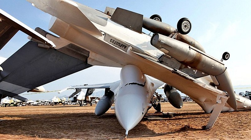 Name:  f16safterhighwinds.jpg
Views: 685
Size:  116.3 KB