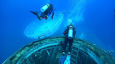 Name:  Vandenburg02.jpg
Views: 892
Size:  28.2 KB