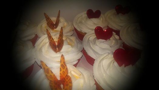 Name:  bridal shower cupcakes.jpg
Views: 290
Size:  16.1 KB