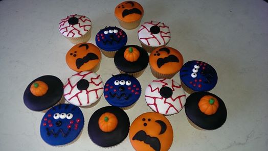 Name:  halloween cupcakes.jpg
Views: 156
Size:  26.2 KB