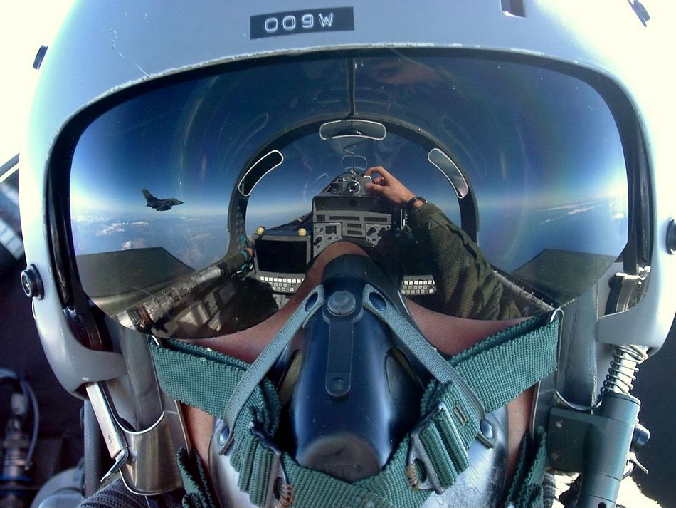Name:  fighterpilotselfie.jpg
Views: 629
Size:  114.2 KB
