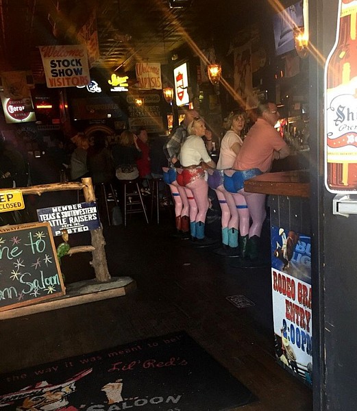 Name:  bigbuttbarstools.jpg
Views: 738
Size:  95.7 KB