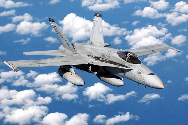 Name:  f-18.jpg
Views: 211
Size:  81.3 KB