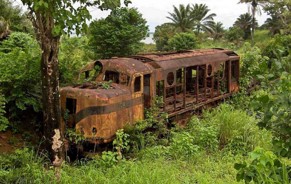 Name:  abandonedlocomotiveinsierraleone.jpg
Views: 3254
Size:  154.9 KB