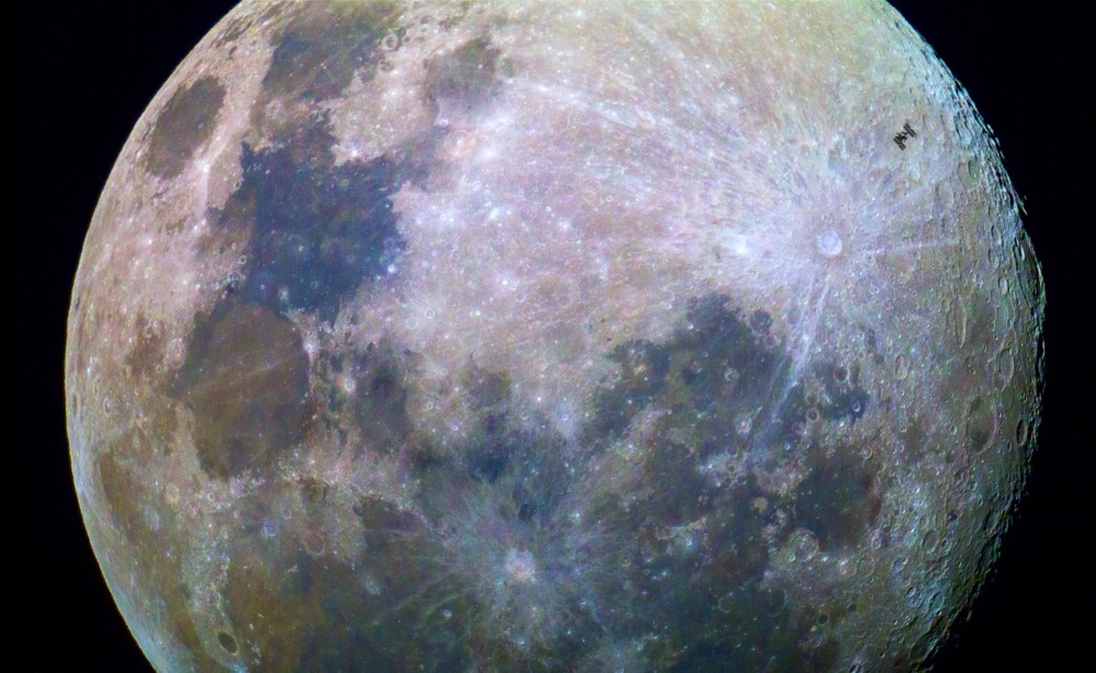 Name:  issmoon3a.jpg
Views: 1988
Size:  153.5 KB