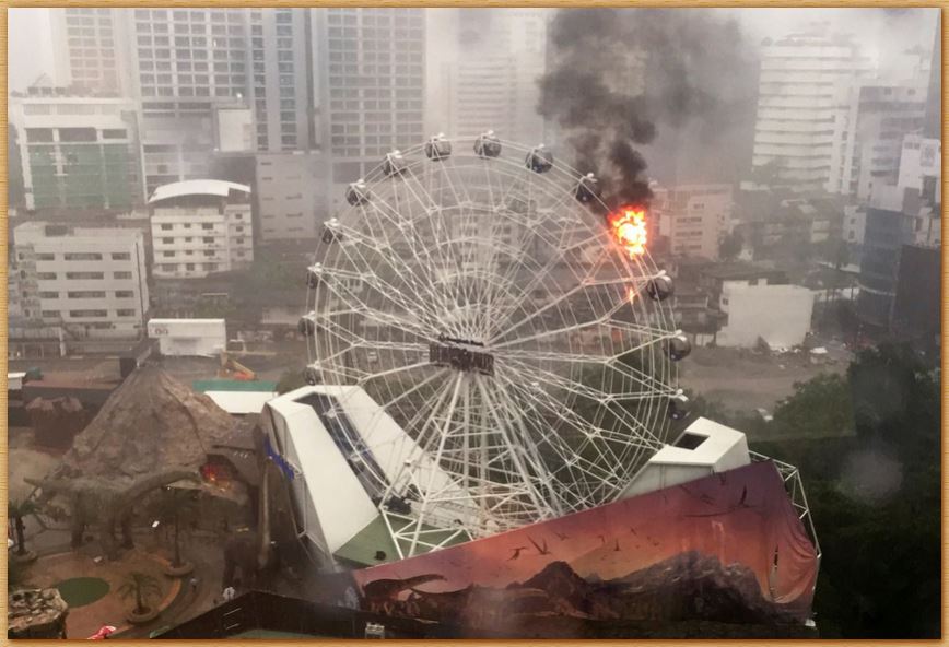 Name:  dinosaur world bangkok ferris wheel.JPG
Views: 430
Size:  86.5 KB