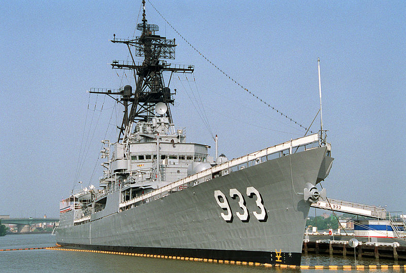 Name:  USS_Barry_(DD-933)_at_Washington_Navy_Yard_in_1994.JPEG.jpeg
Views: 1560
Size:  117.4 KB