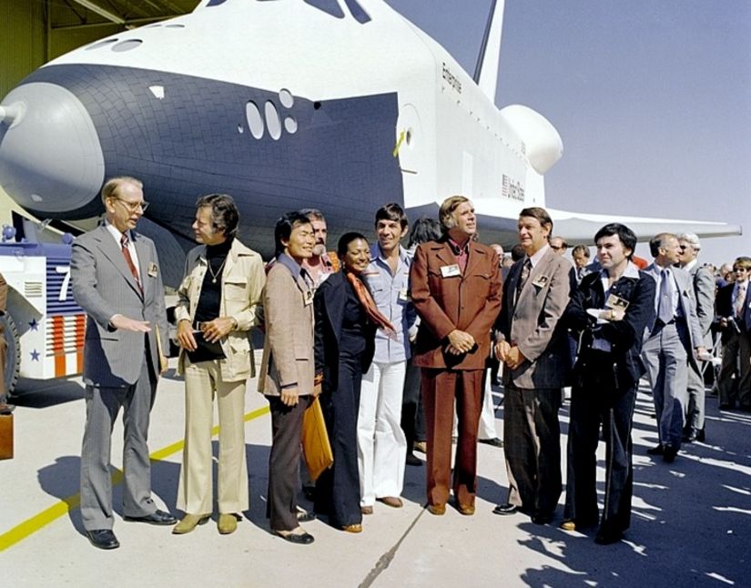 Name:  startrekspaceshuttle.jpg
Views: 1119
Size:  97.9 KB