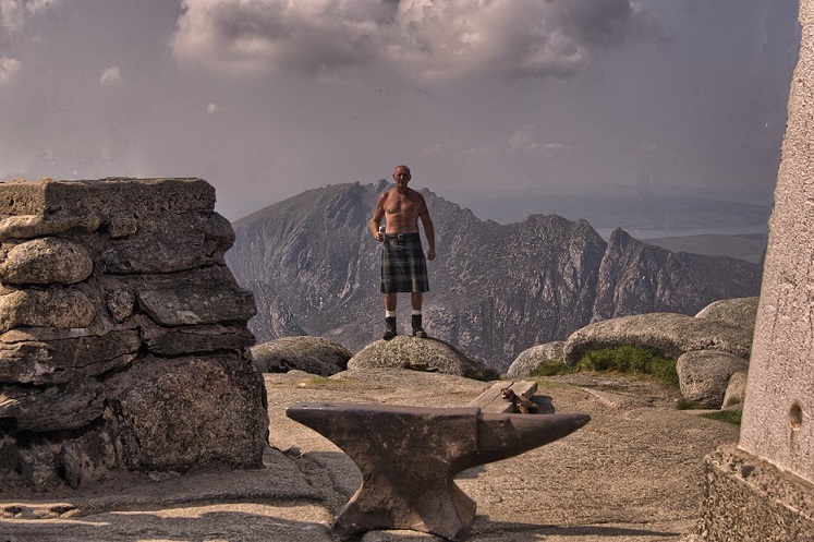 Name:  davy and anvil.jpg
Views: 139
Size:  162.7 KB