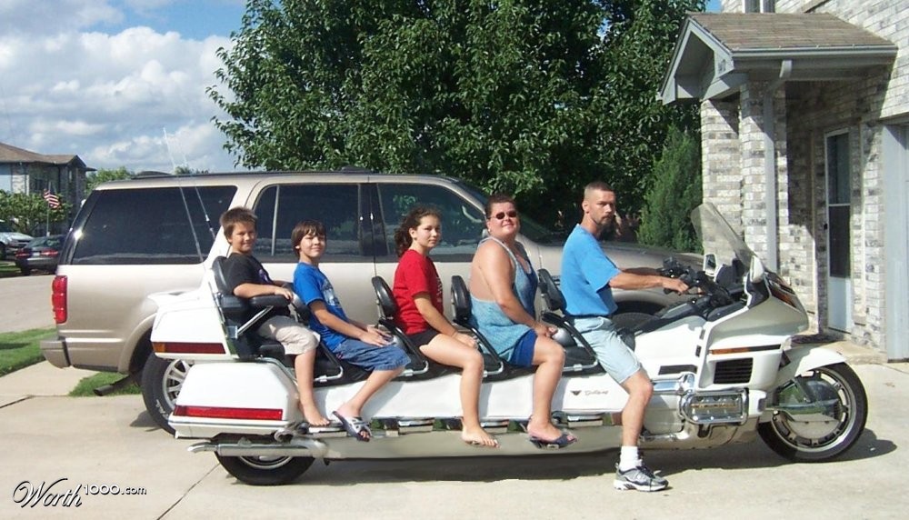 Name:  motor-limousine.jpg
Views: 403
Size:  160.2 KB