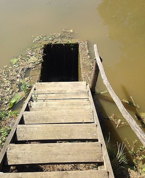 Name:  stairstonowhere.jpg
Views: 528
Size:  116.4 KB