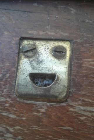 Name:  face.JPG
Views: 413
Size:  34.1 KB