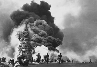 Name:  USS_Bunker_Hill_hit_by_two_Kamikazes.jpg
Views: 11116
Size:  13.5 KB