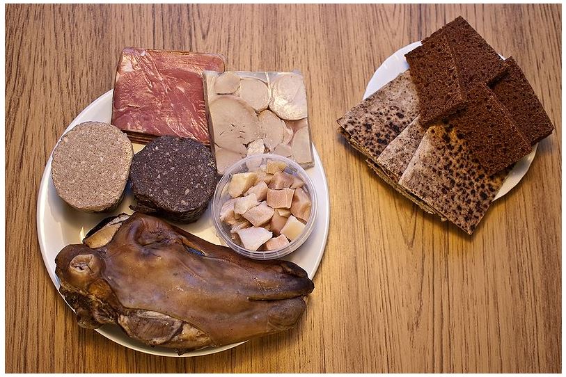 Name:  CapturefineIcelandiccuisine.JPG
Views: 122
Size:  130.3 KB