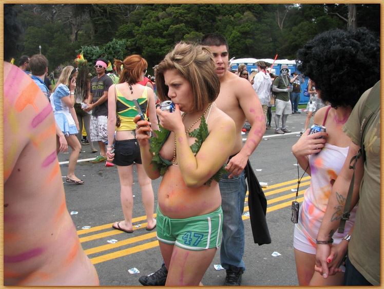 Name:  Spotthealien.JPG
Views: 1953
Size:  91.1 KB