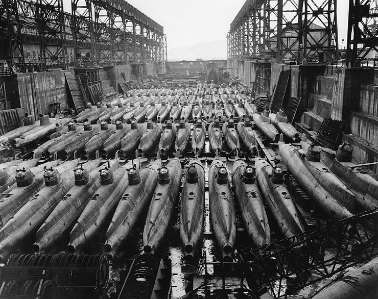 Name:  Kure_midget_subs1.jpg
Views: 2564
Size:  147.2 KB