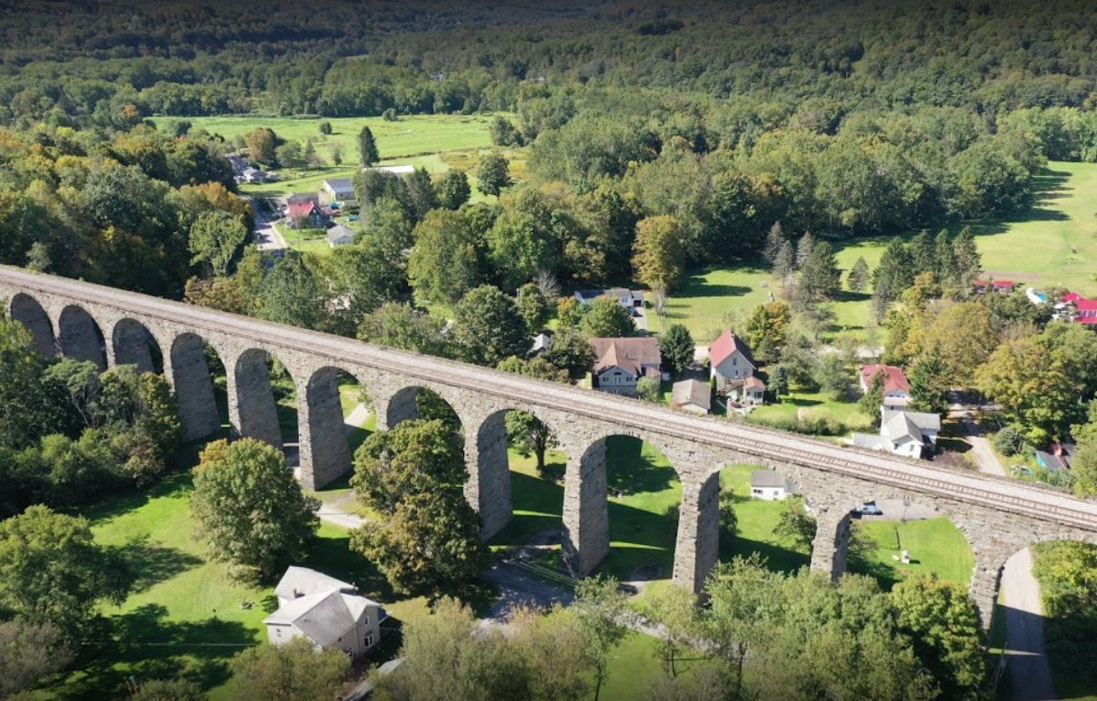 Name:  viaduct.jpg
Views: 938
Size:  261.7 KB